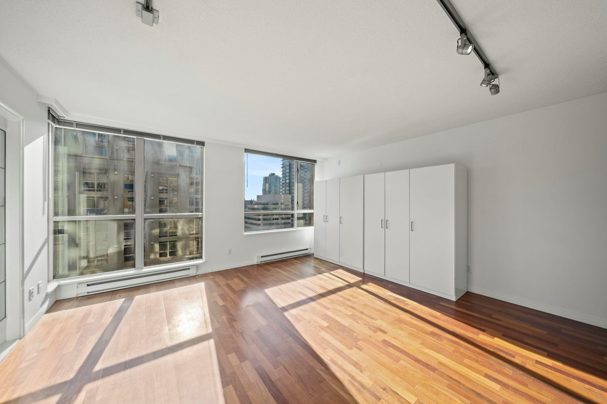 1008-822 Homer Street, Vancouver, BC, V6B 6M3 - 15