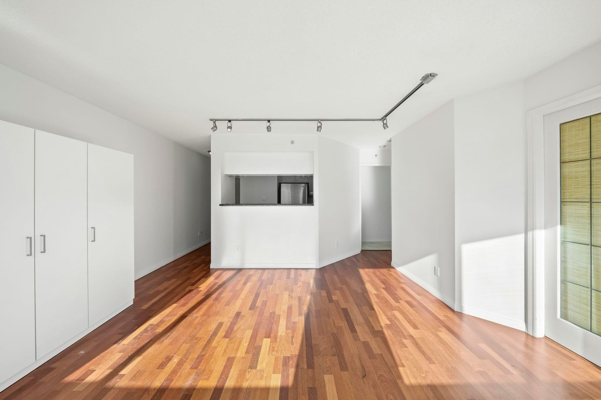 1008-822 Homer Street, Vancouver, BC, V6B 6M3 - 7
