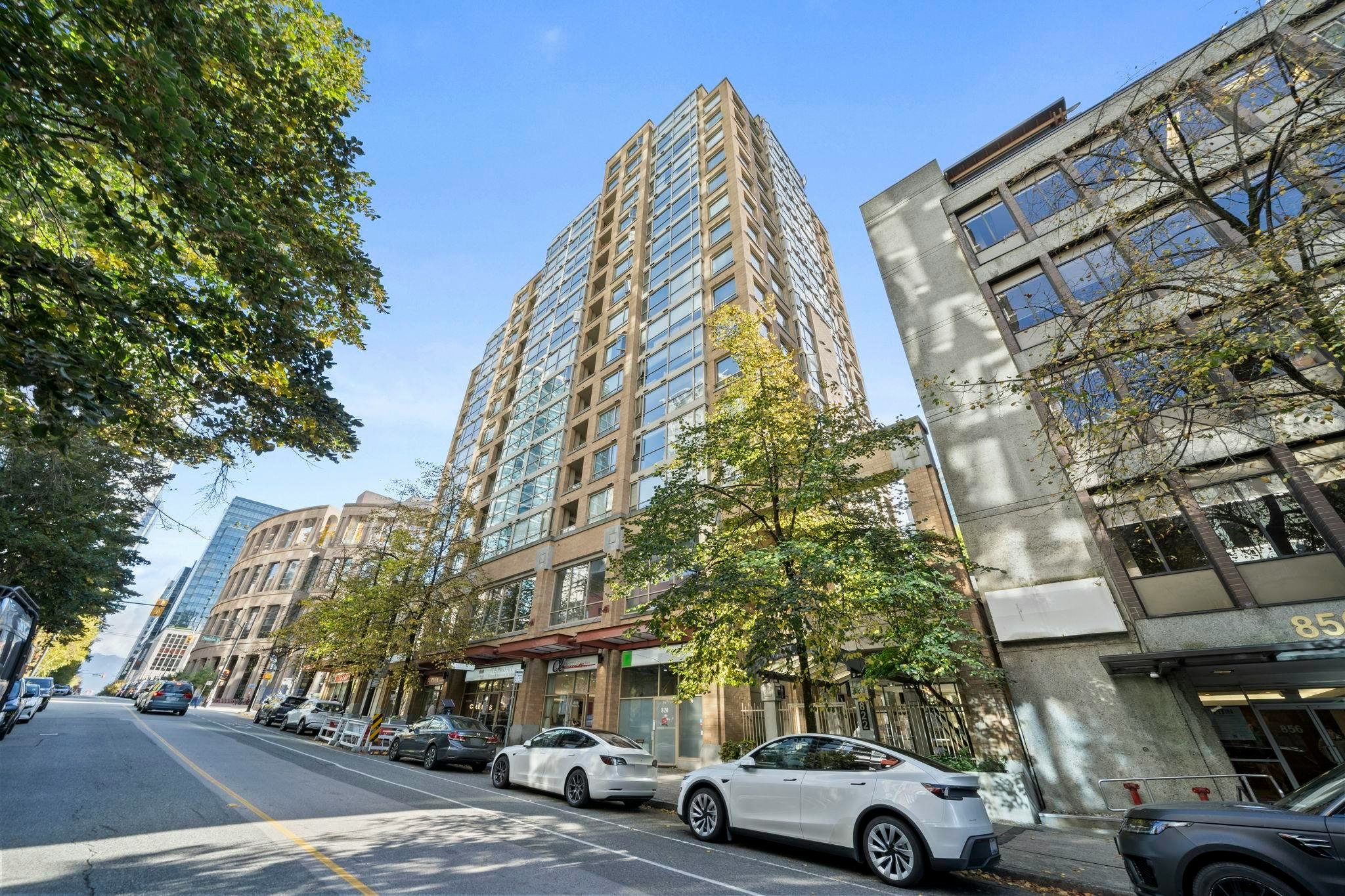 1008-822 Homer Street, Vancouver, BC, V6B 6M3