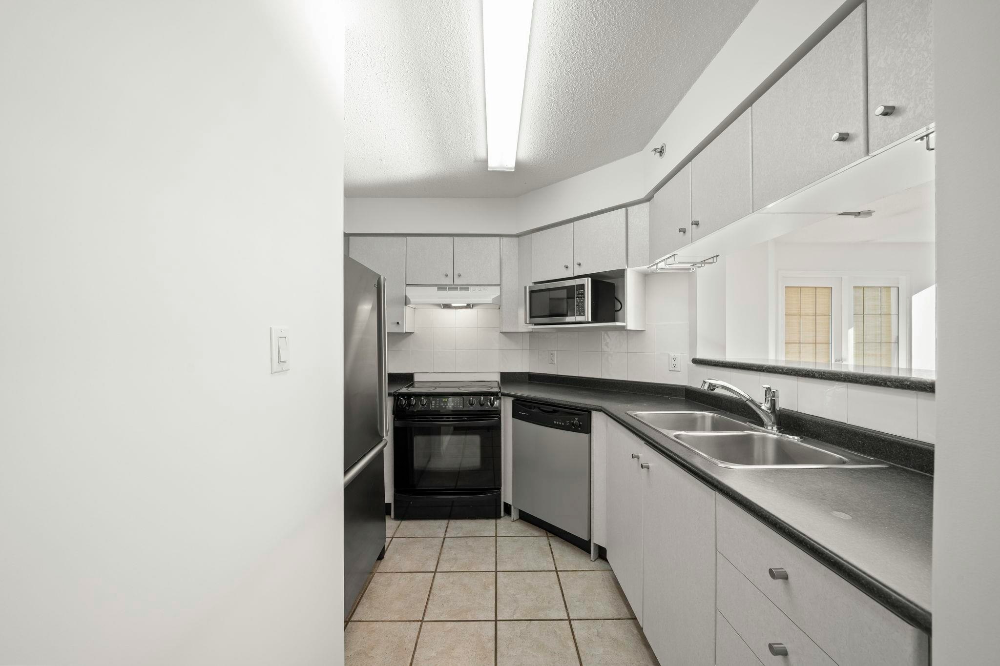 1008-822 Homer Street, Vancouver, BC, V6B 6M3 - 11