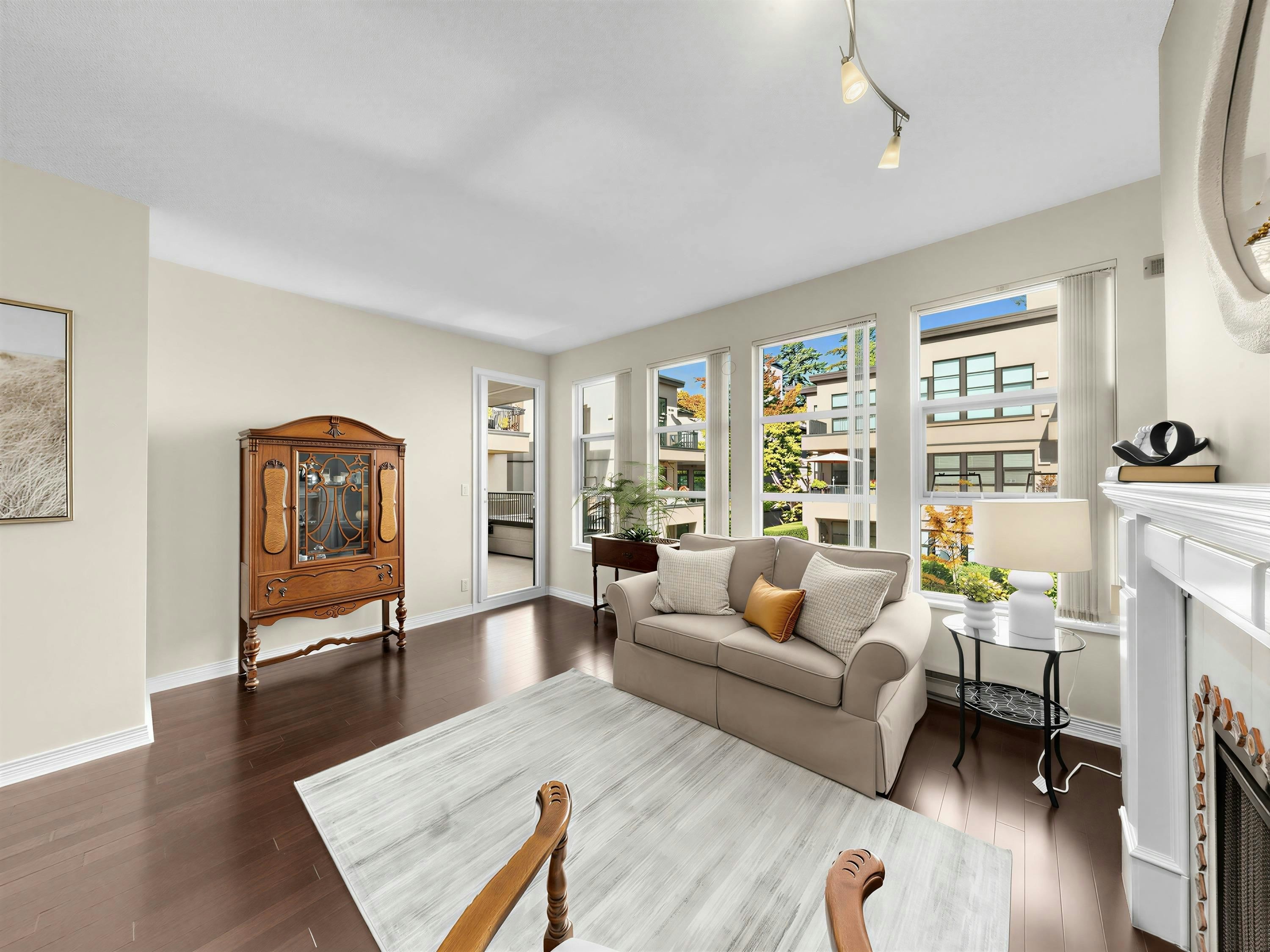 221-3769 W 7th Avenue - 3