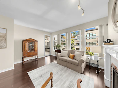 221-3769 W 7th Avenue - 3