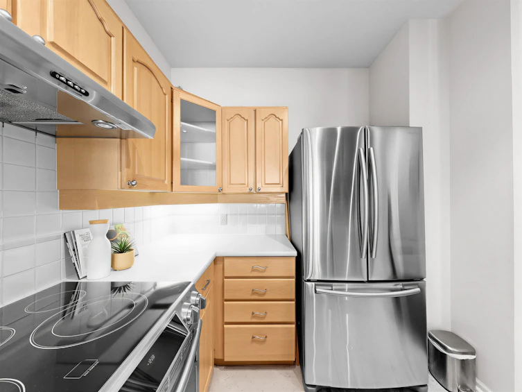 221-3769 W 7th Avenue, Vancouver, BC, V6R 1W6 - 7