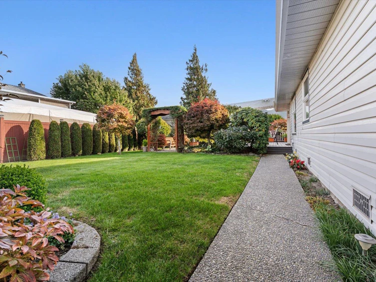 6930 Coach Lamp Drive, Chilliwack, BC, V2R 2V4 - 37