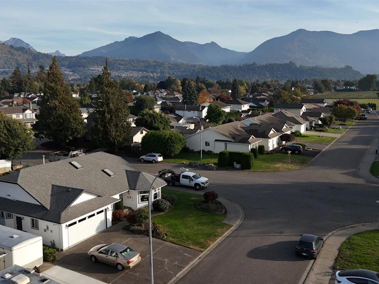 6930 Coach Lamp Drive, Chilliwack, BC, V2R 2V4 - 38