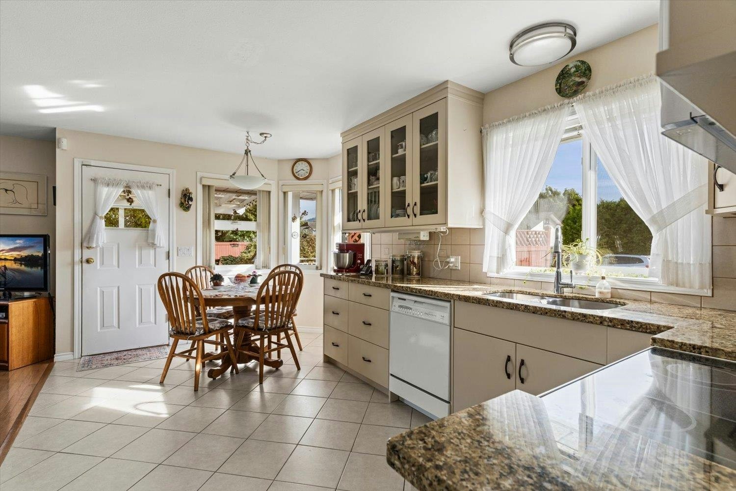 6930 Coach Lamp Drive, Chilliwack, BC, V2R 2V4 - 15