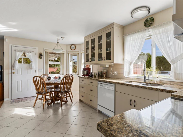 6930 Coach Lamp Drive, Chilliwack, BC, V2R 2V4 - 15
