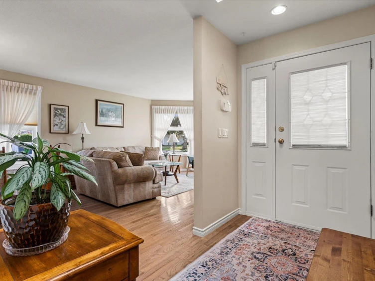 6930 Coach Lamp Drive, Chilliwack, BC, V2R 2V4 - 3