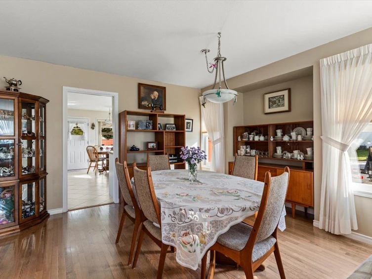 6930 Coach Lamp Drive, Chilliwack, BC, V2R 2V4 - 8