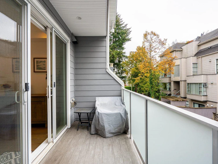 920 W 15th Avenue, Vancouver, BC, V5Z 1R9 - 9