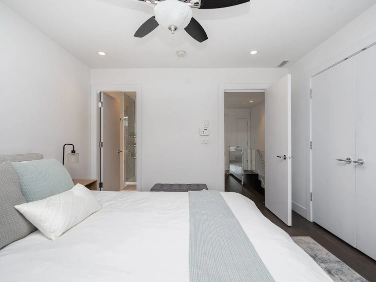 920 W 15th Avenue, Vancouver, BC, V5Z 1R9 - 22