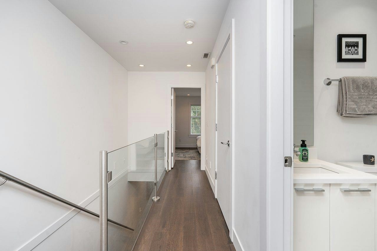 920 W 15th Avenue, Vancouver, BC, V5Z 1R9 - 19