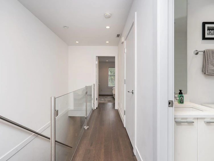 920 W 15th Avenue, Vancouver, BC, V5Z 1R9 - 19