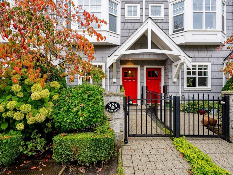 920 W 15th Avenue, Vancouver, BC, V5Z 1R9 - 35
