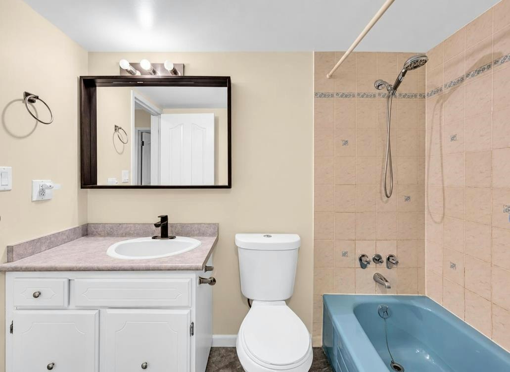 226-12170 222 Street, Maple Ridge, BC, V2X 8H1 - 11