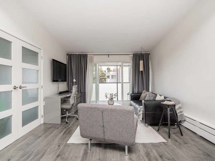 408-2333 Triumph Street, Vancouver, BC, V5L 1L4 - 10