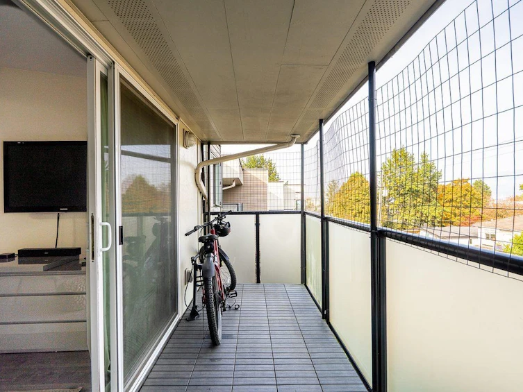 408-2333 Triumph Street, Vancouver, BC, V5L 1L4 - 6