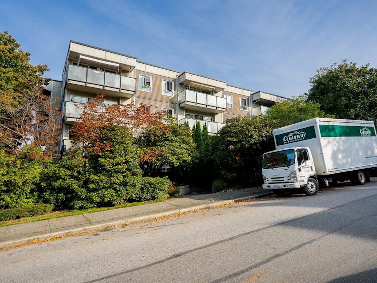 408-2333 Triumph Street, Vancouver, BC, V5L 1L4 - 31