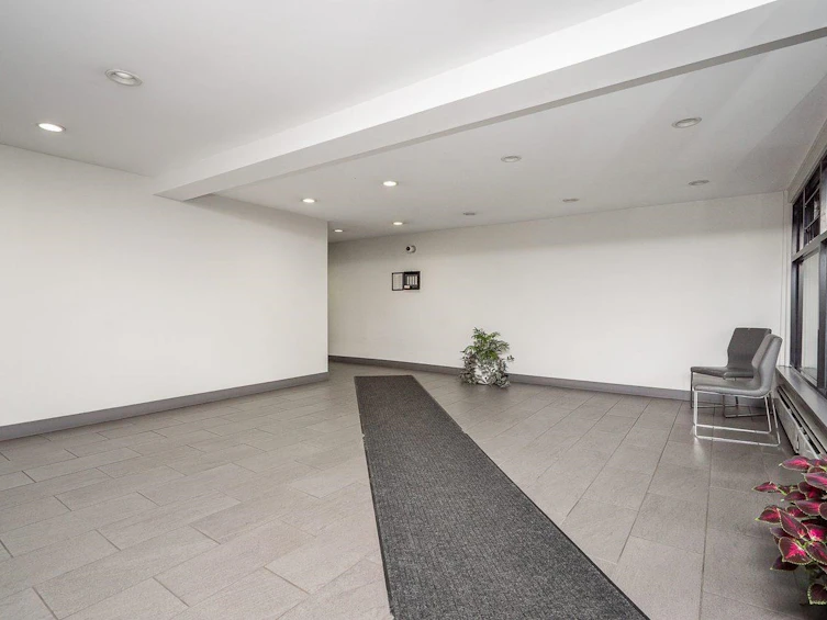 408-2333 Triumph Street, Vancouver, BC, V5L 1L4 - 28