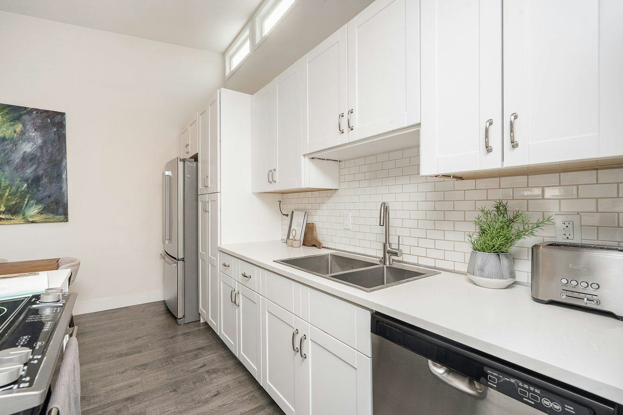 408-2333 Triumph Street, Vancouver, BC, V5L 1L4 - 15
