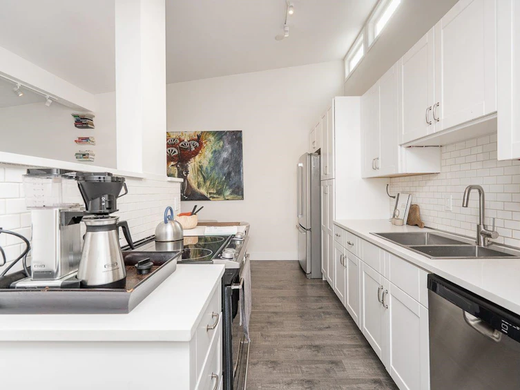 408-2333 Triumph Street, Vancouver, BC, V5L 1L4 - 16