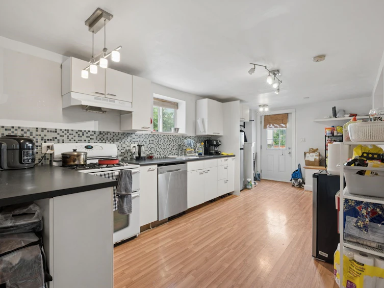 3559 Lakewood Street, Vancouver, BC, V5N 4V7 - 18