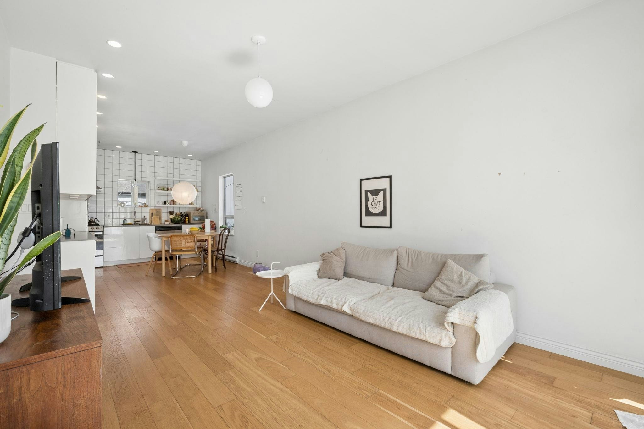 3559 Lakewood Street, Vancouver, BC, V5N 4V7 - 5