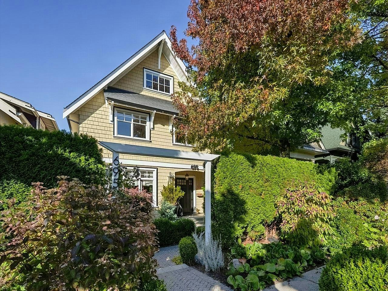 695 W 19th Avenue, Vancouver, BC, V5Z 1W9