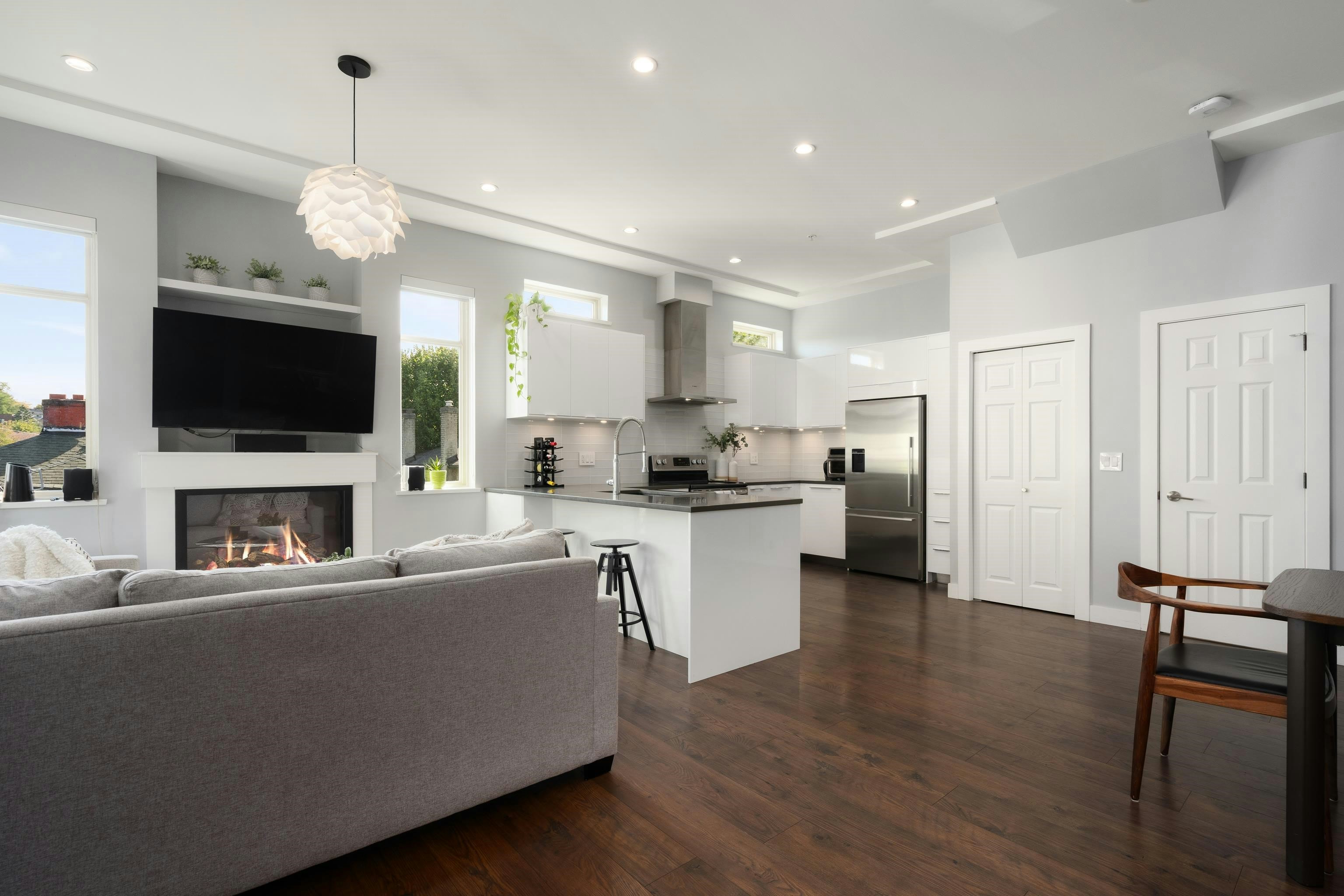 1382 E 17th Avenue, Vancouver, BC, V5V 1C8 - 34