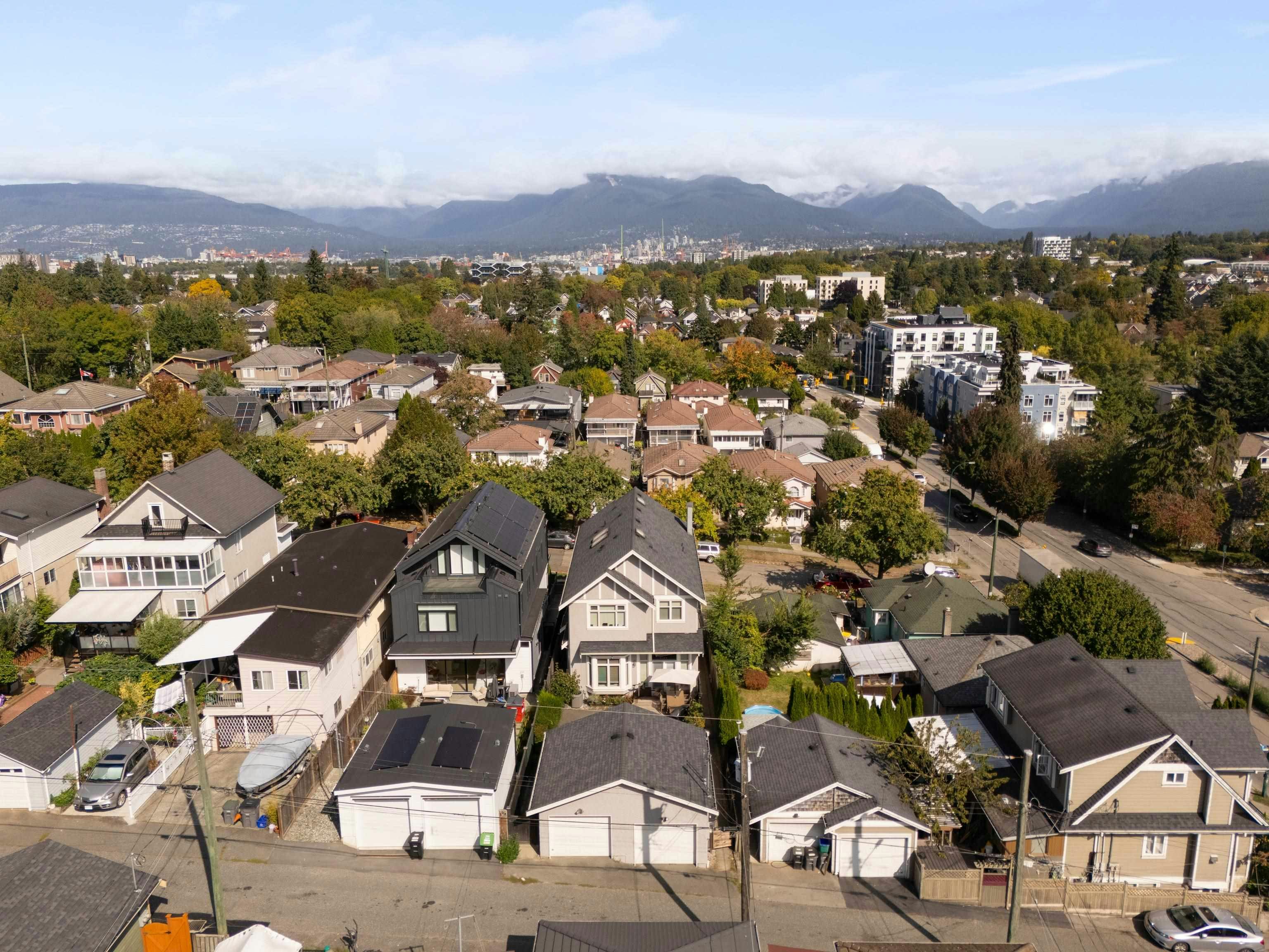 1382 E 17th Avenue, Vancouver, BC, V5V 1C8 - 17