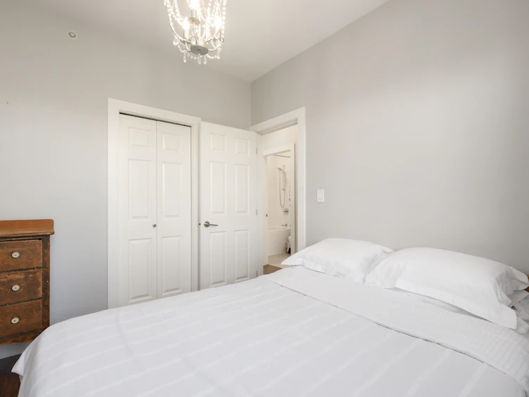 1382 E 17th Avenue, Vancouver, BC, V5V 1C8 - 39
