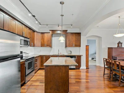314-2627 Shaughnessy Street - 2