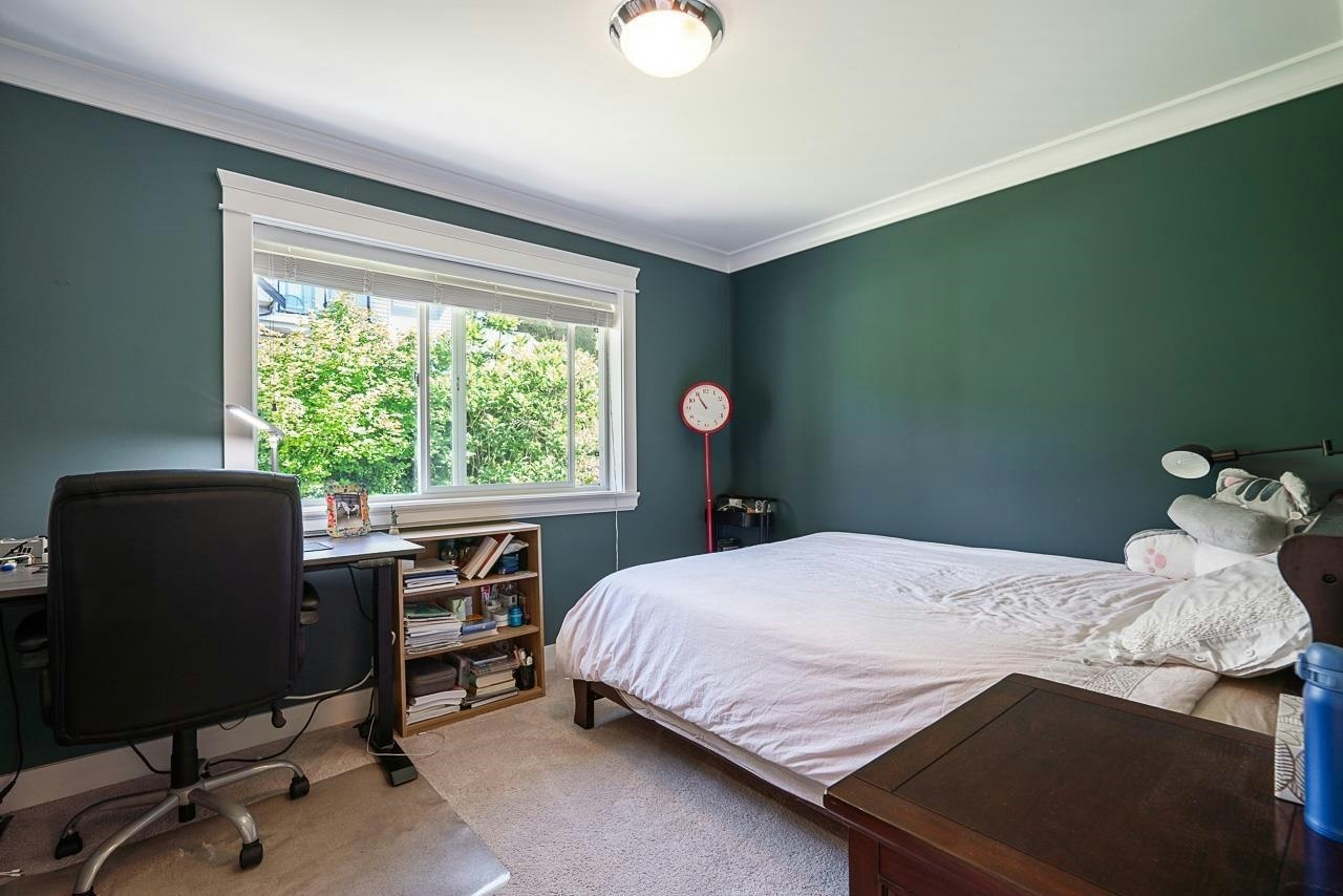 13289 12b Avenue, Surrey, BC, V4A 1C2 - 28