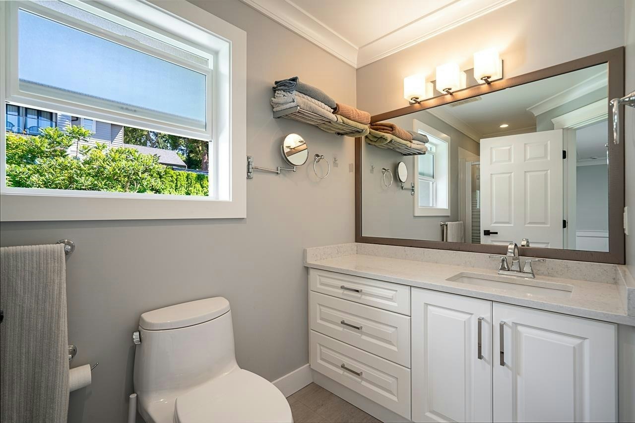 13289 12b Avenue, Surrey, BC, V4A 1C2 - 29