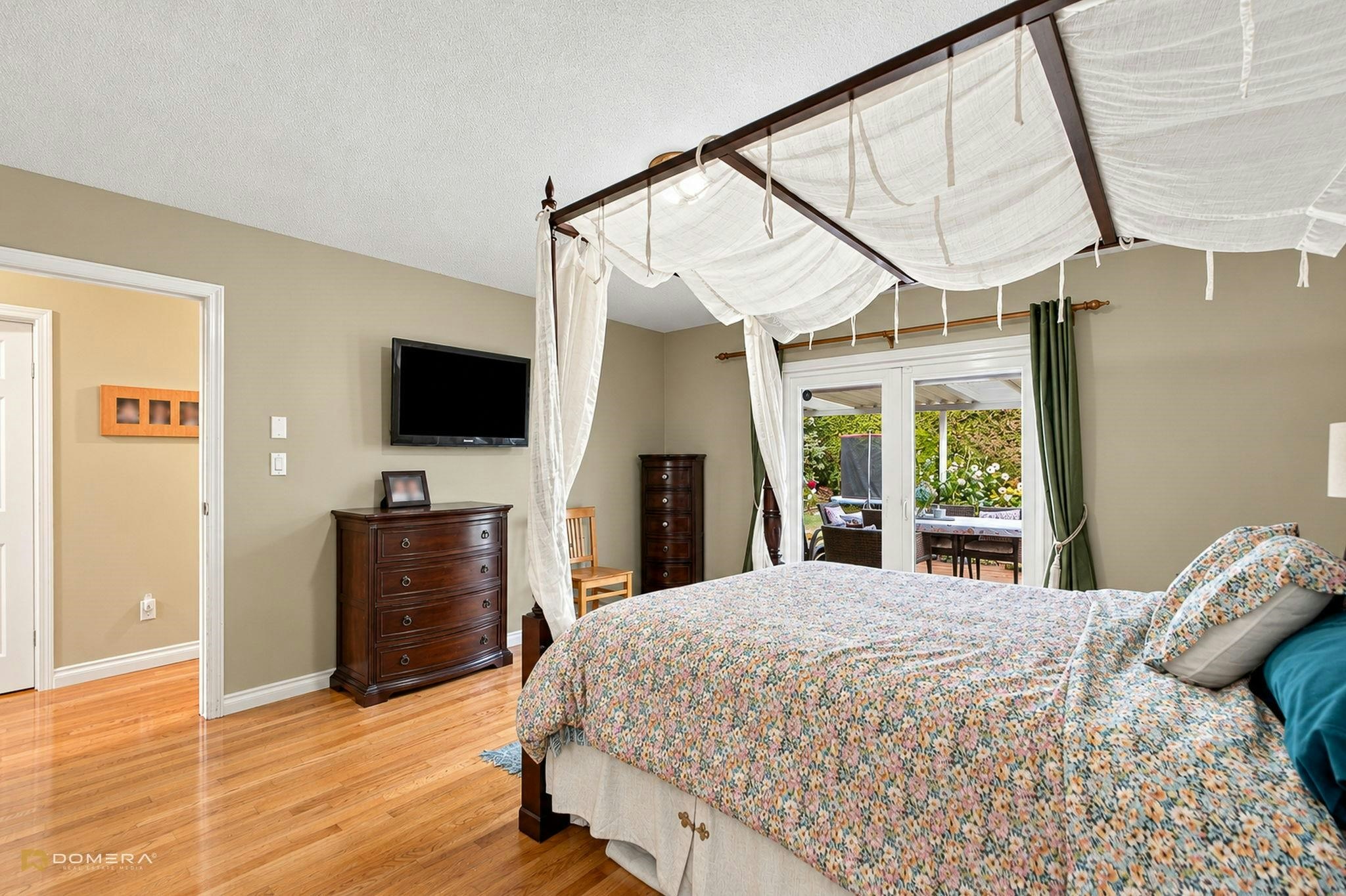 1415 Lansdowne Drive, Coquitlam, BC, V3E 1Y5 - 22