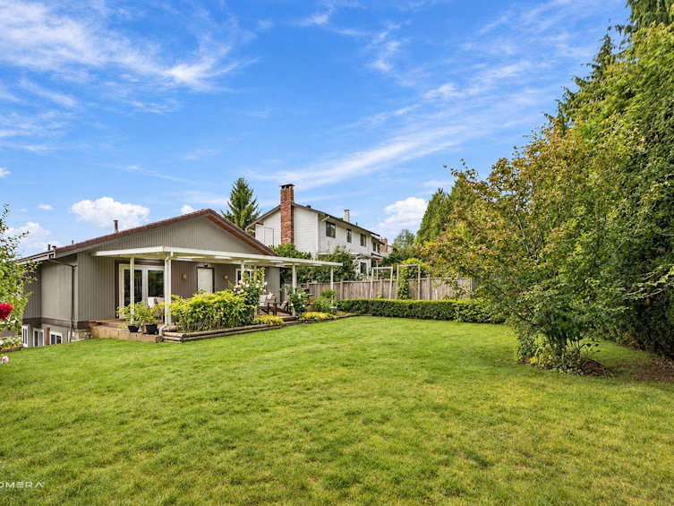 1415 Lansdowne Drive, Coquitlam, BC, V3E 1Y5 - 37