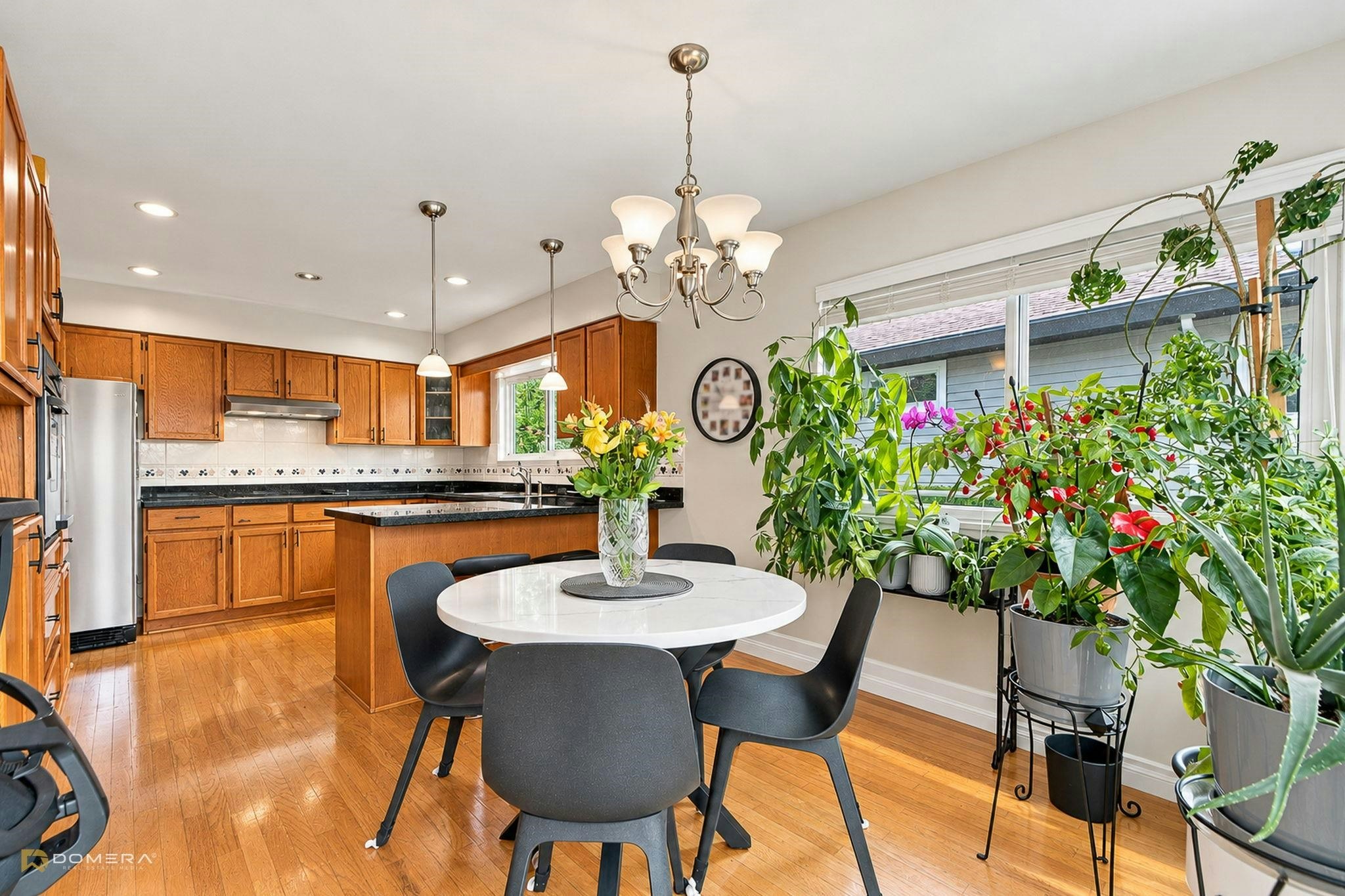 1415 Lansdowne Drive, Coquitlam, BC, V3E 1Y5 - 13