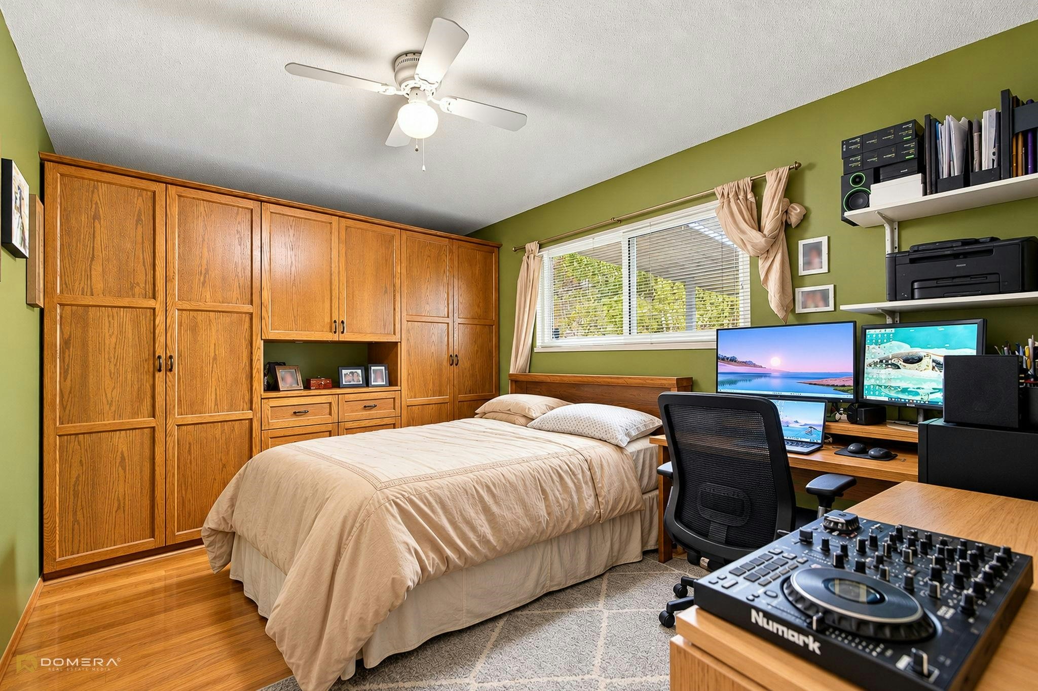 1415 Lansdowne Drive, Coquitlam, BC, V3E 1Y5 - 24