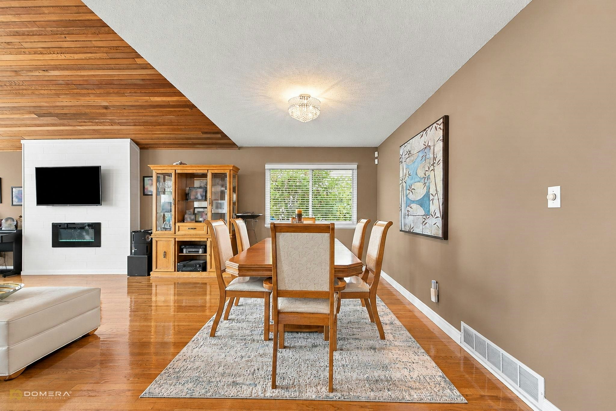 1415 Lansdowne Drive, Coquitlam, BC, V3E 1Y5 - 7