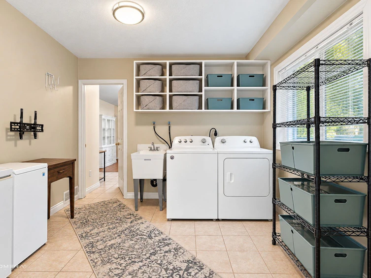 1415 Lansdowne Drive, Coquitlam, BC, V3E 1Y5 - 27