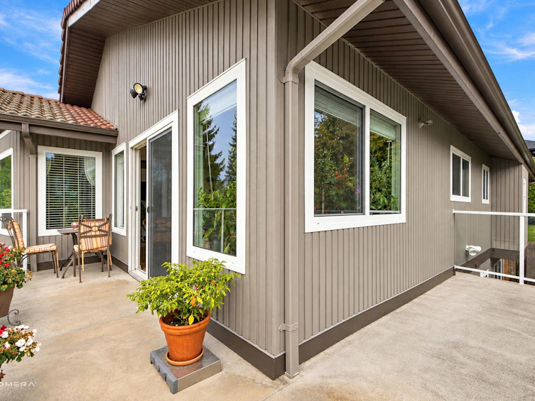 1415 Lansdowne Drive, Coquitlam, BC, V3E 1Y5 - 18
