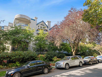 210-1924 Comox Street - 3