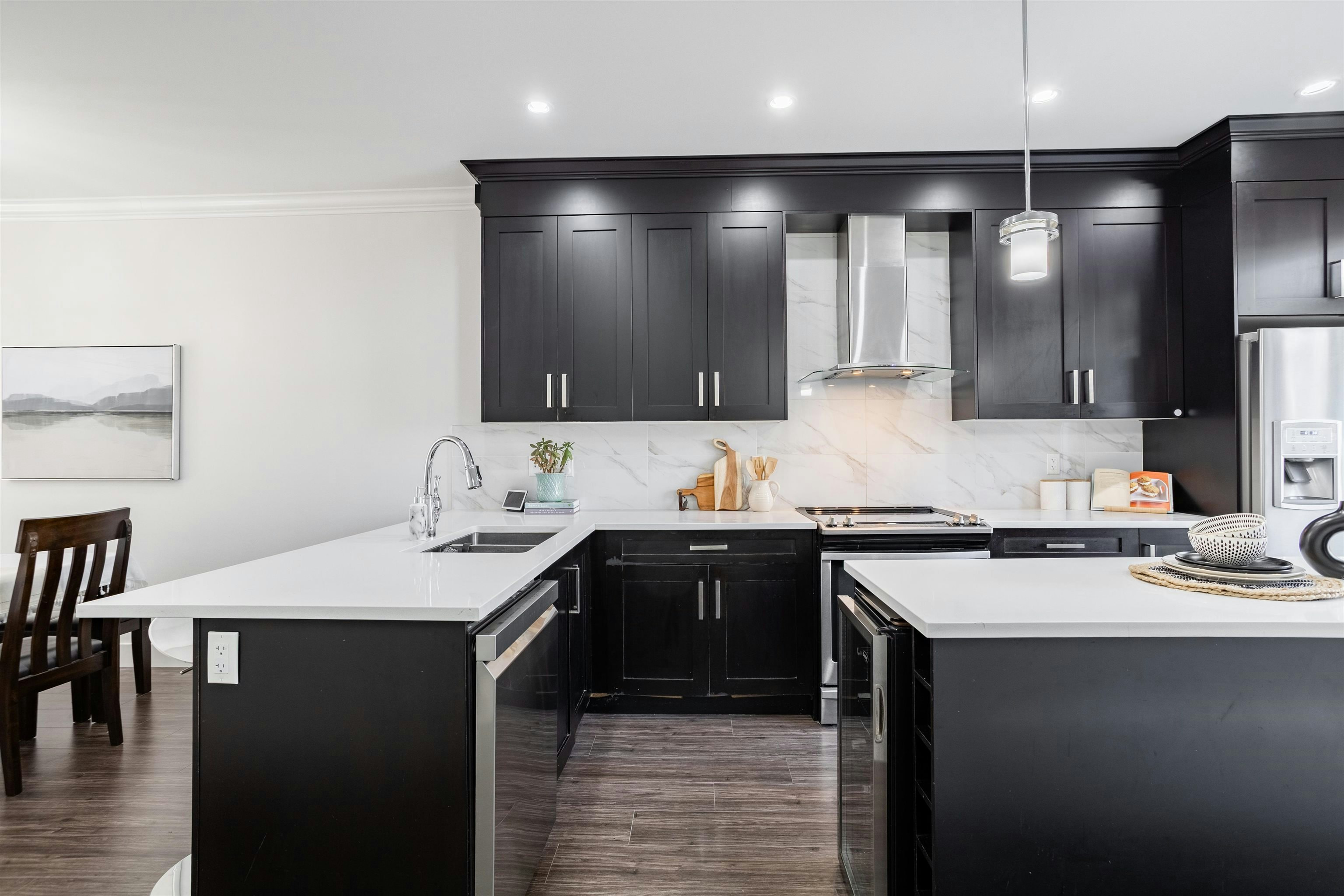 193-13898 64 Avenue - 4