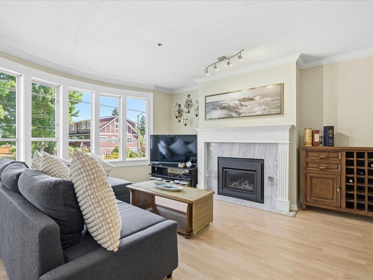 201-3220 W 4th Avenue, Vancouver, BC, V6K 1R9 - 4