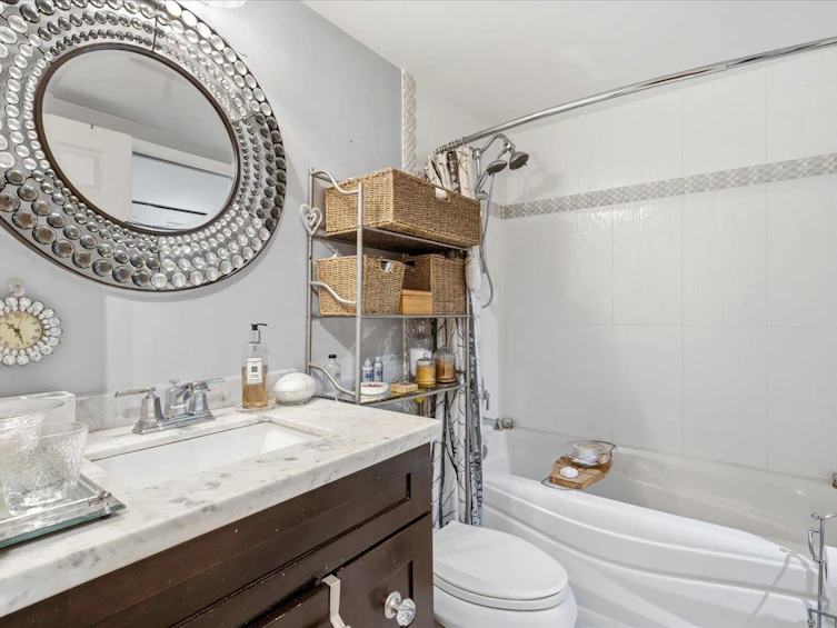 201-3220 W 4th Avenue, Vancouver, BC, V6K 1R9 - 17