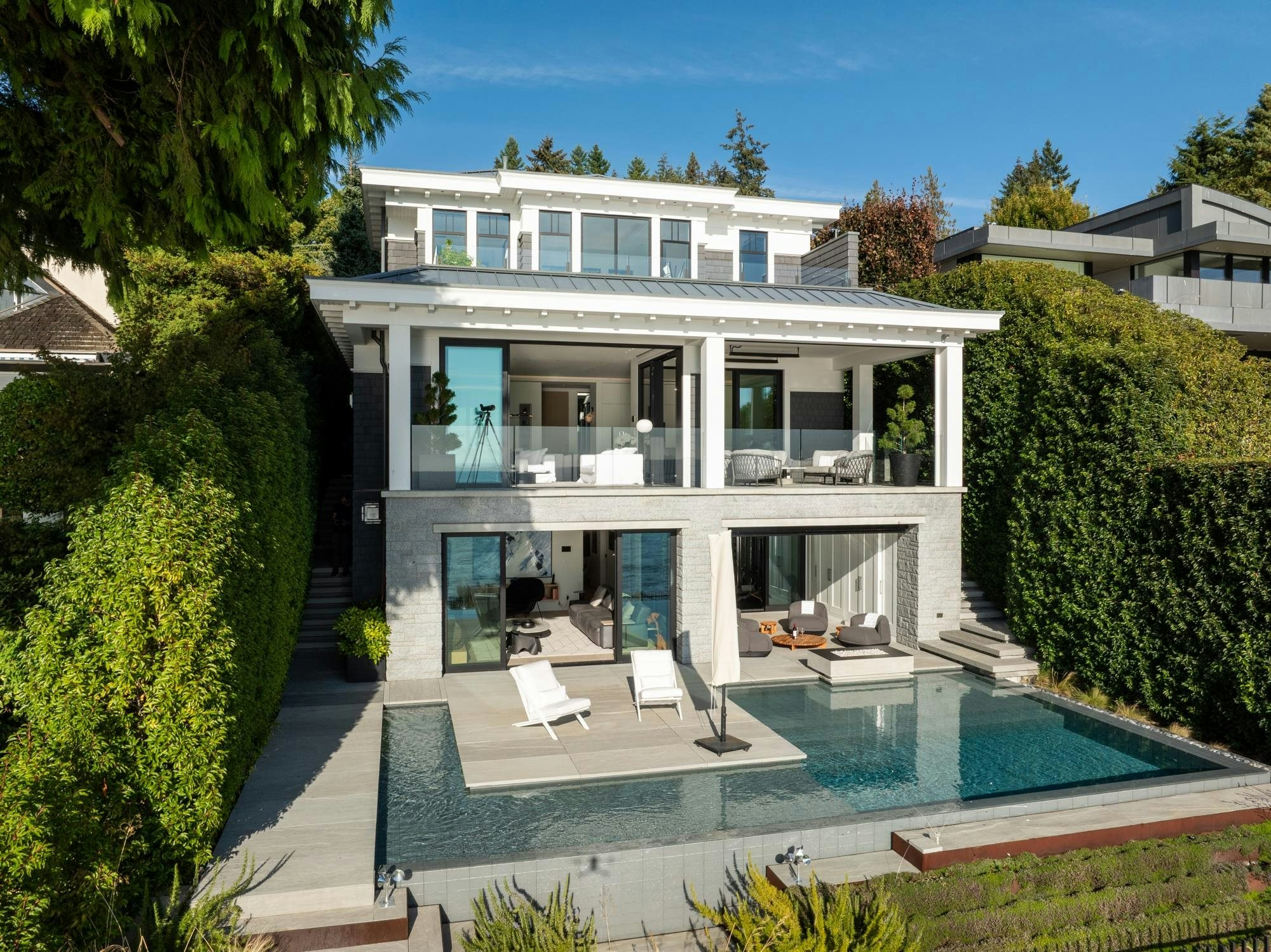 3156 Travers Avenue, West Vancouver, BC, V7V 1G3 - 37