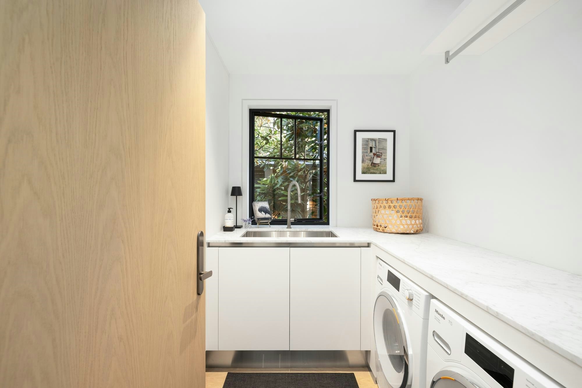 3156 Travers Avenue, West Vancouver, BC, V7V 1G3 - 36