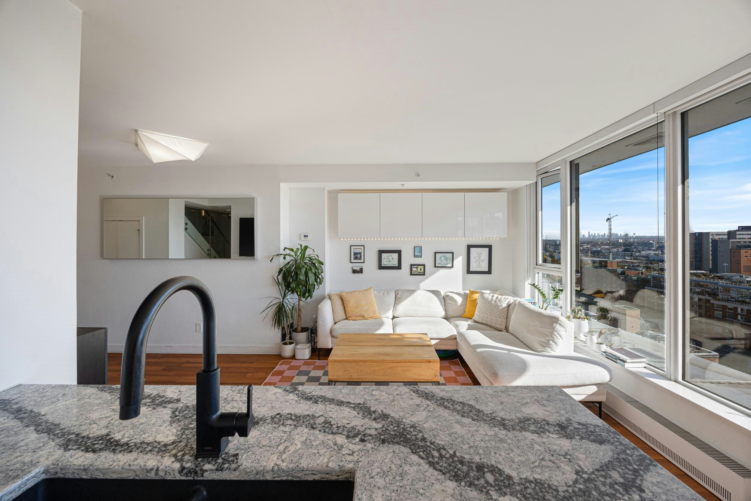 PH9-188 Keefer Street, Vancouver, BC, V6A 0E3 - 9