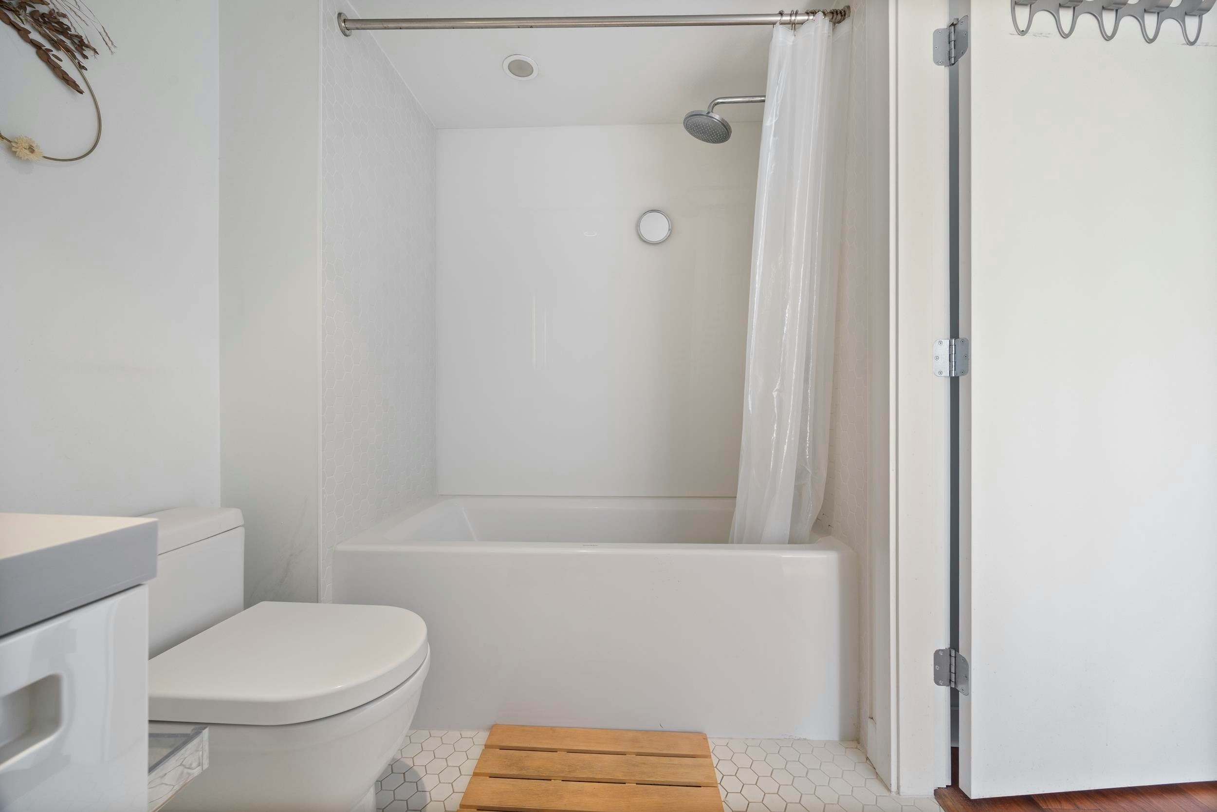PH9-188 Keefer Street, Vancouver, BC, V6A 0E3 - 26