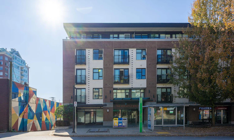 409-111 E 3rd Street